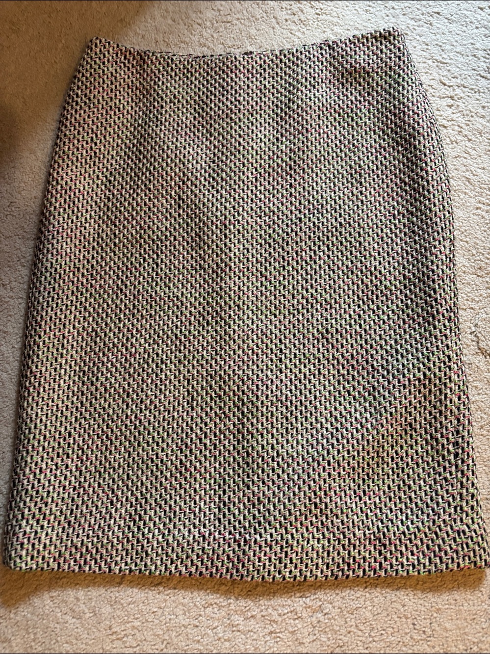 Talbots Textured pencil Skirt in Black, White & Pink